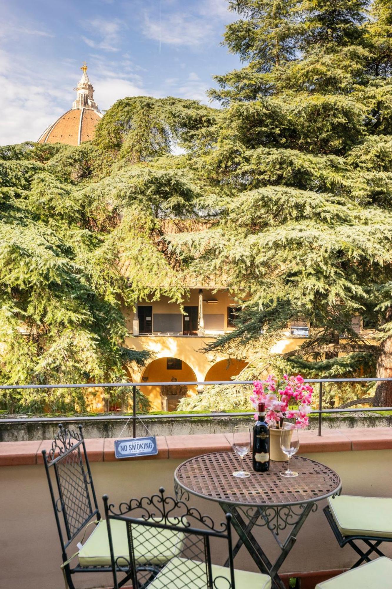 Penthouse Le Terrazze Duomo View Apartment ฟลอเรนซ์ ภายนอก รูปภาพ